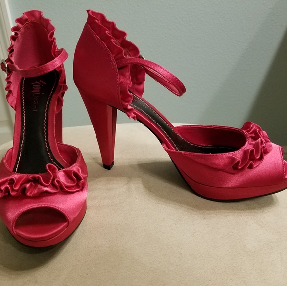 Hot pink satin stilettos high heels 6.5 - Picture 4 of 4